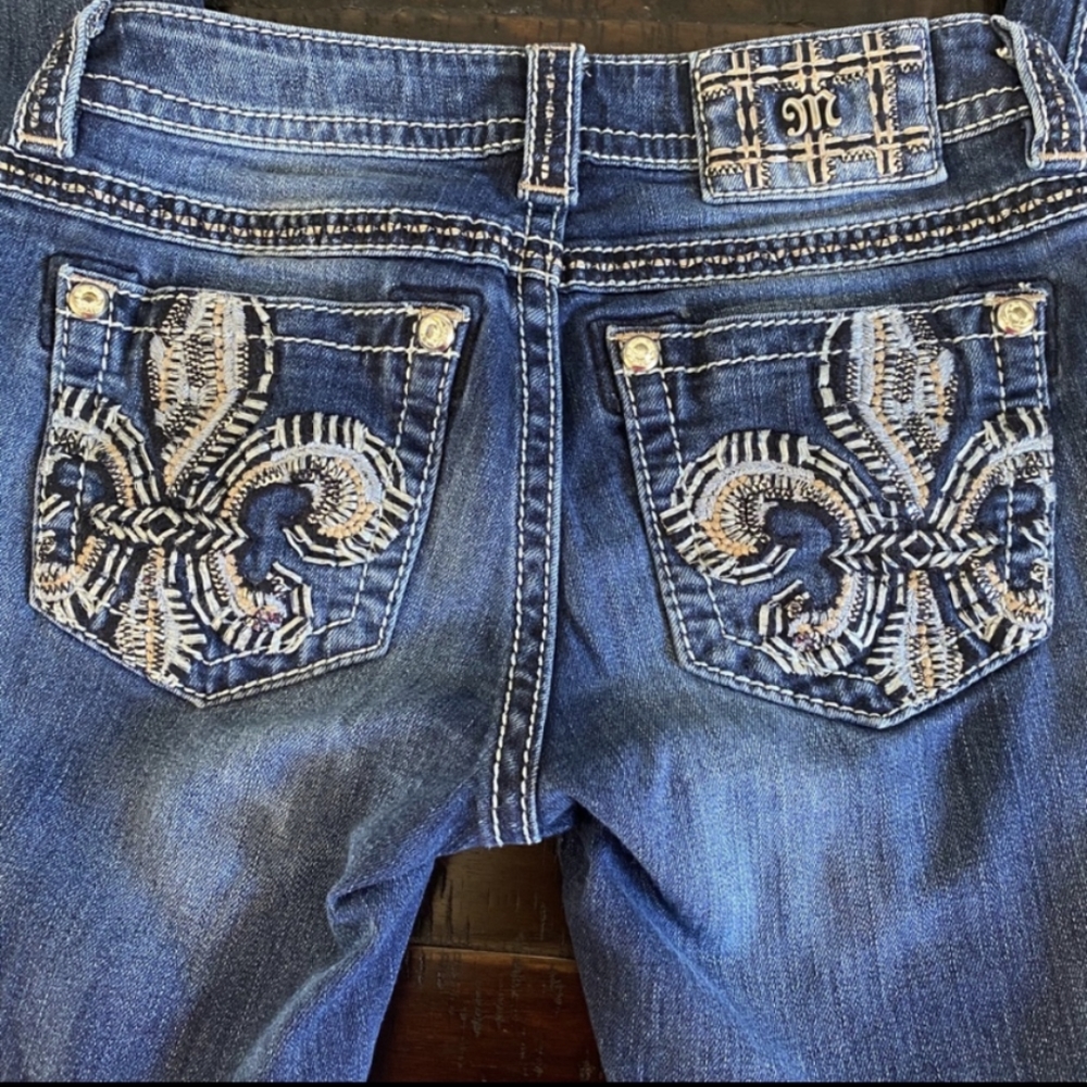 NWOT Miss Me Signature Skinny Jeans